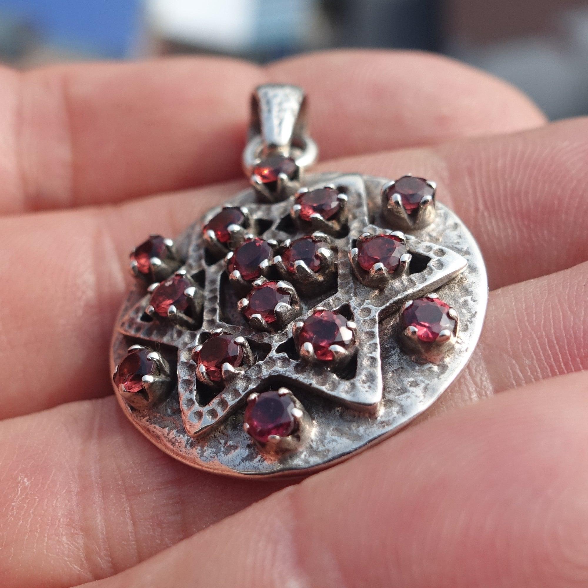Garnet Silver Pendant, Round shaped Sterling Silver Gemstone Pendant with Garnet, Symmetric Amulet, Sterling silver pendant-4